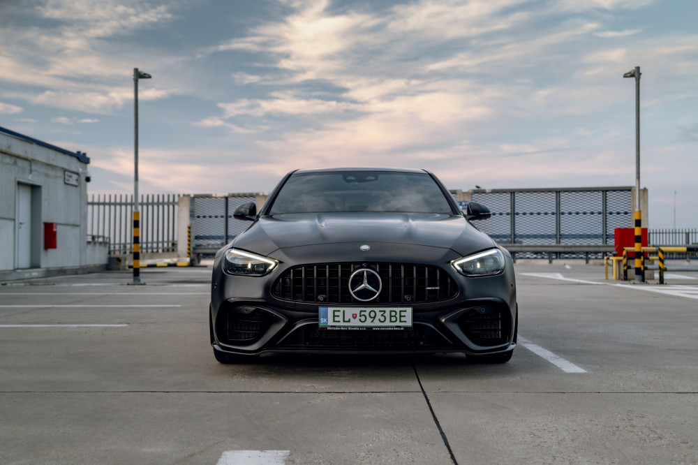 Mercedes-AMG C 63 S E Performance